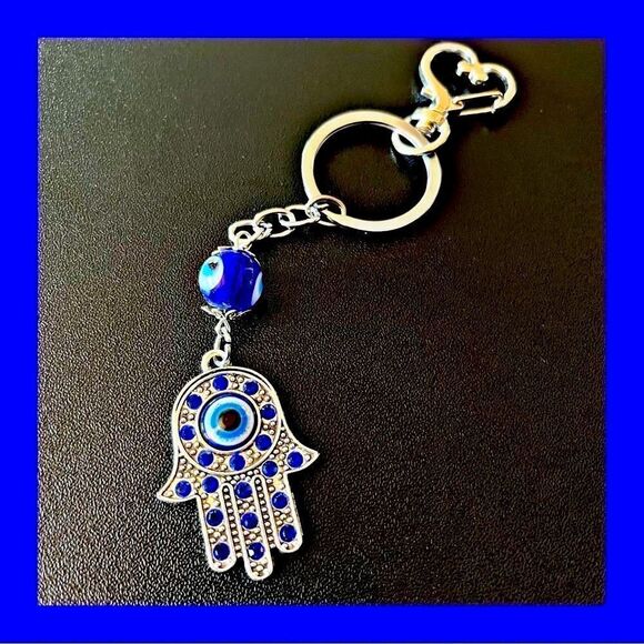 NWOT. Hamsa Hand with Evil Eye Protection 🪬 🧿 Keychain/Accessory. - Picture 1 of 8